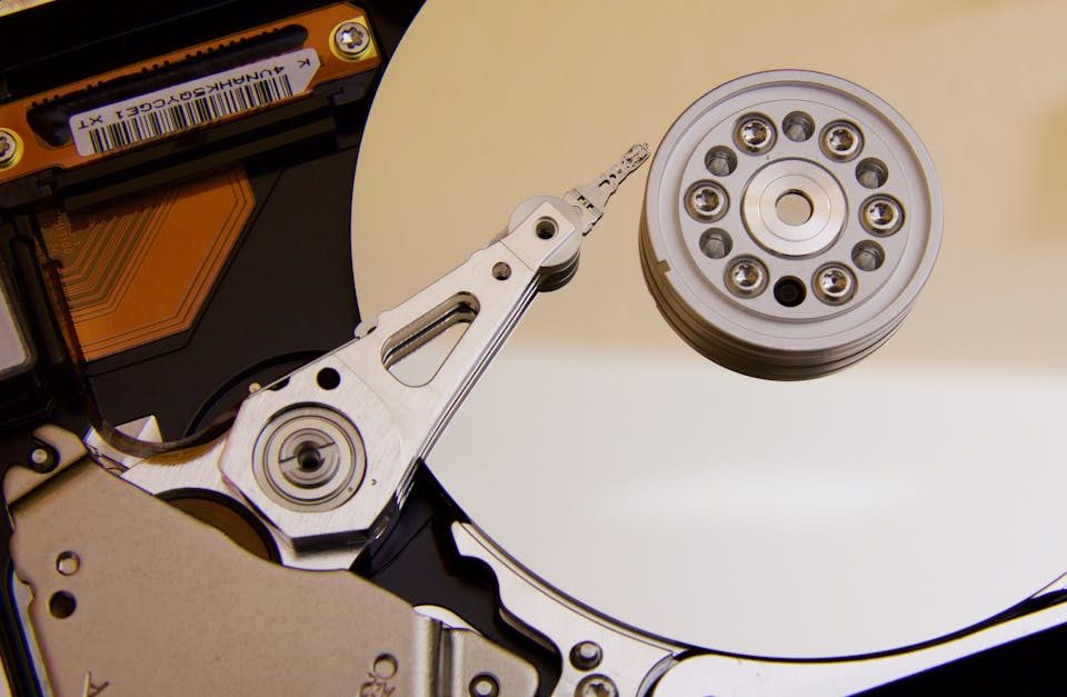 découvrez les causes, symptômes et traitements de l'hernie discale cervicale. apprenez comment soulager la douleur et améliorer votre qualité de vie grâce à des conseils d'experts et des options thérapeutiques adaptées.