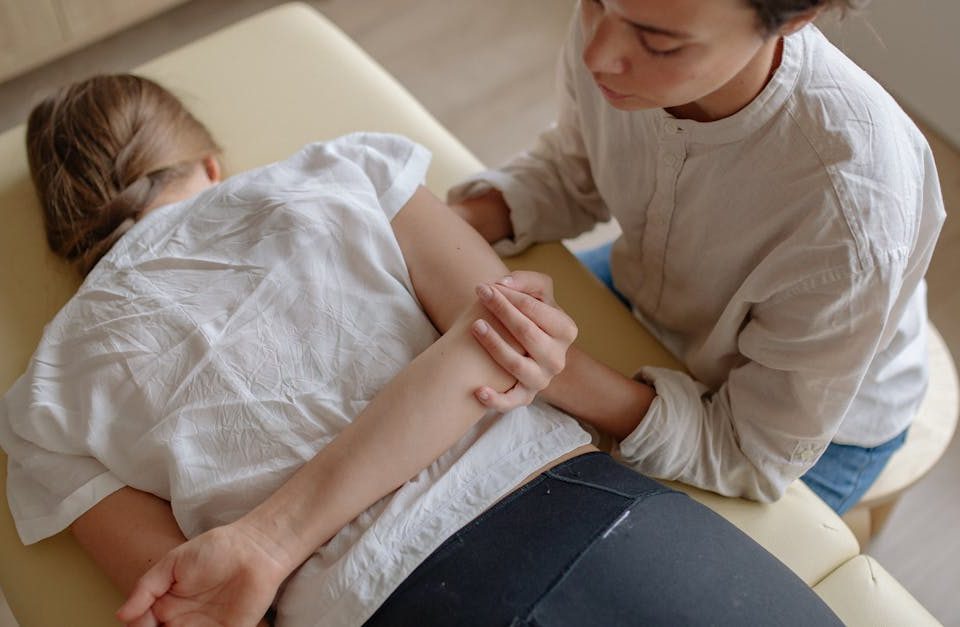 découvrez les ajustements post-traitement essentiels pour garantir des résultats optimaux. apprenez comment maximiser l'efficacité de vos soins et améliorer votre expérience après un traitement, tout en assu­rant votre bien-être et votre satisfaction.