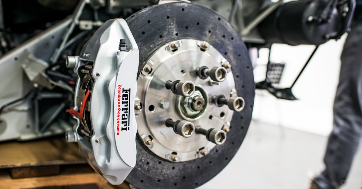 découvrez tout sur la protrusion discale cervicale : causes, symptômes, traitements et conseils pour soulager la douleur et améliorer votre qualité de vie. informez-vous sur cette condition commune de la colonne vertébrale.