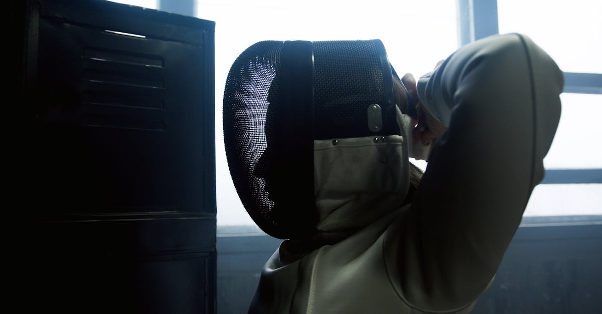 découvrez les ajustements posturaux pour améliorer votre bien-être physique et mental. apprenez des techniques efficaces pour corriger votre posture, réduire les douleurs et renforcer votre corps au quotidien.