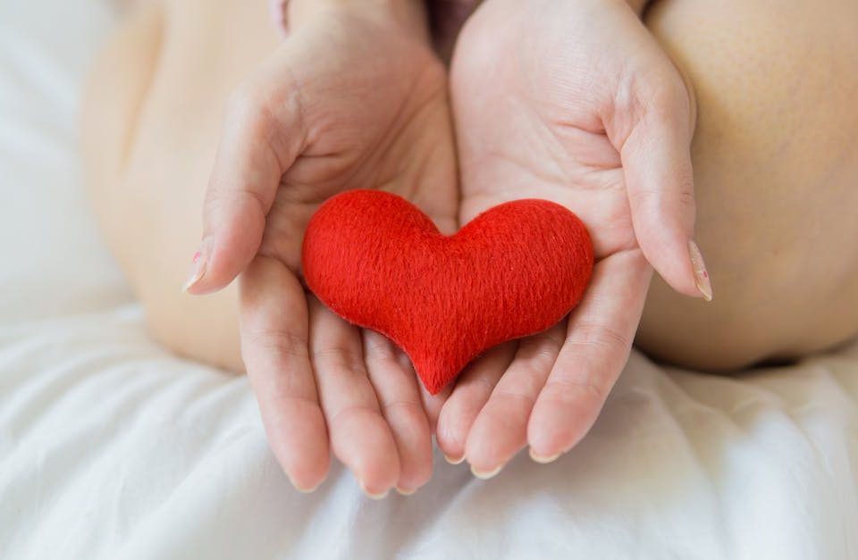 découvrez la thérapie de décompression, une méthode innovante pour soulager les douleurs dorsales et améliorer votre bien-être. cette approche non invasive vise à réduire la pression sur les disques intervertébraux, favorisant ainsi la guérison et le repos des articulations. transformez votre santé avec nos traitements personnalisés adaptés à vos besoins.