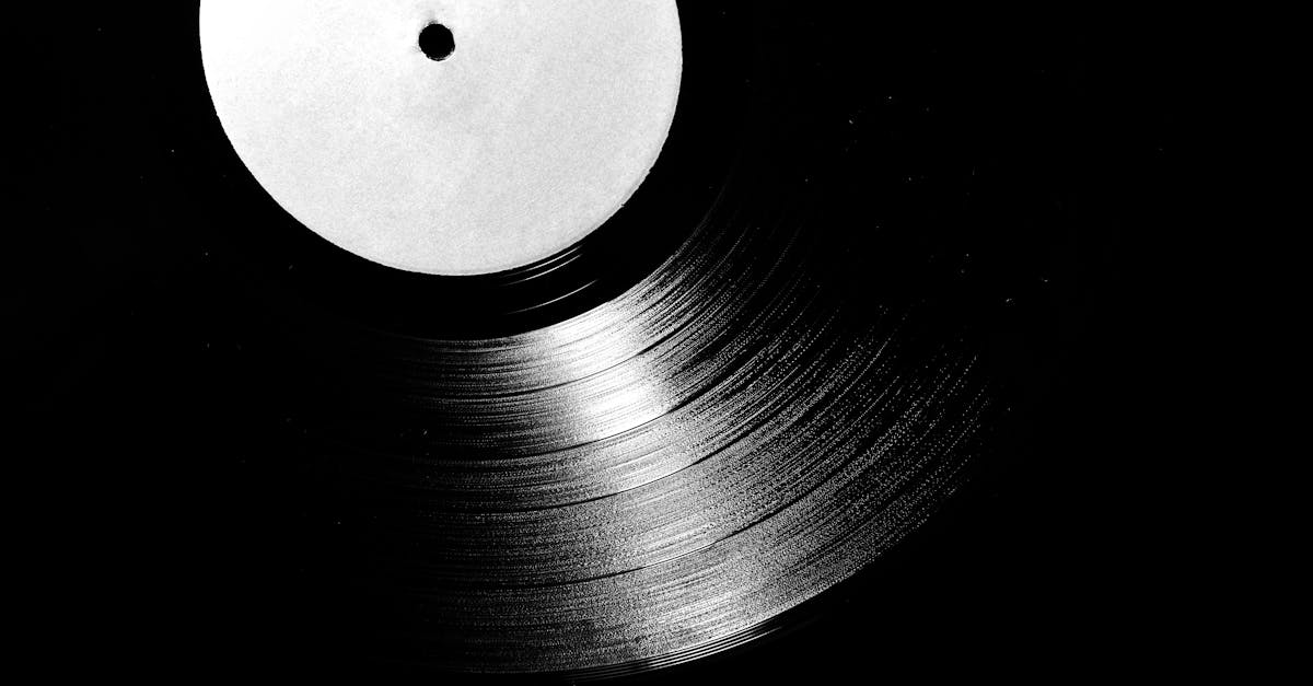 Les étapes pour diagnostiquer et traiter un bombement discal complexe avec la décompression neurovertébrale 6 découvrez tout ce que vous devez savoir sur le disque bulging : symptômes, causes, traitements et conseils pour soulager la douleur. informez-vous sur cette condition et prenez soin de votre santé vertébrale.