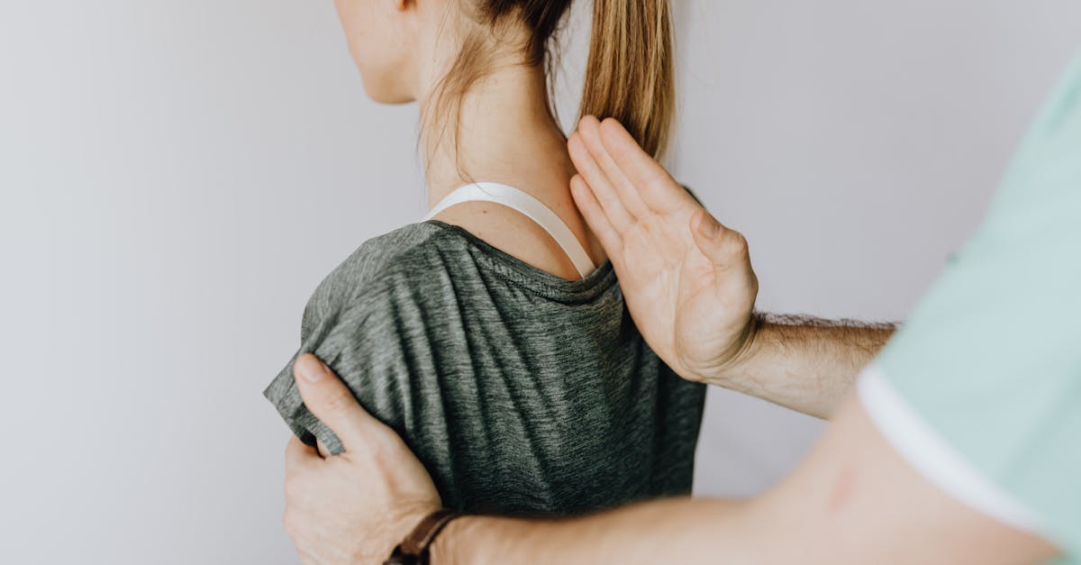 découvrez les bienfaits de la décompression spinale, une méthode non invasive pour soulager la douleur au dos et améliorer la santé de la colonne vertébrale. apprenez comment cette technique peut aider à réduire les tensions, favoriser la guérison et retrouver votre mobilité.