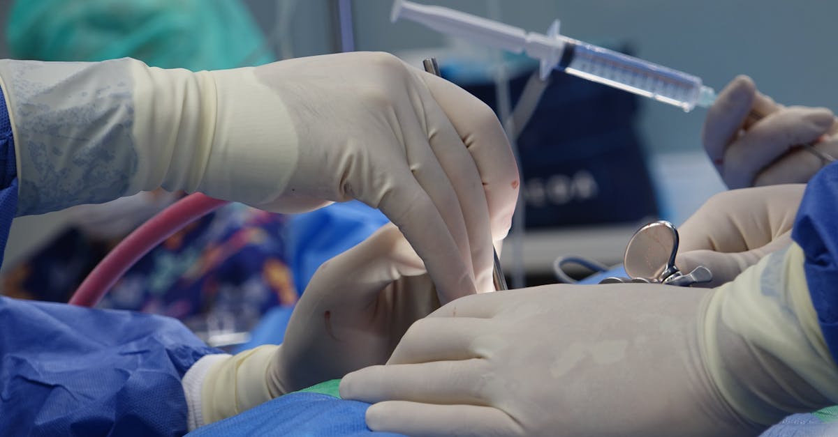 Les innovations dans les traitements de la sténose spinale avec décompression neurovertébrale 7 découvrez tout sur la sténose spinale, une affection qui cause le rétrécissement du canal spinal, entraînant douleur et inconfort. apprenez-en davantage sur les symptômes, les causes, les traitements disponibles et comment améliorer votre qualité de vie.