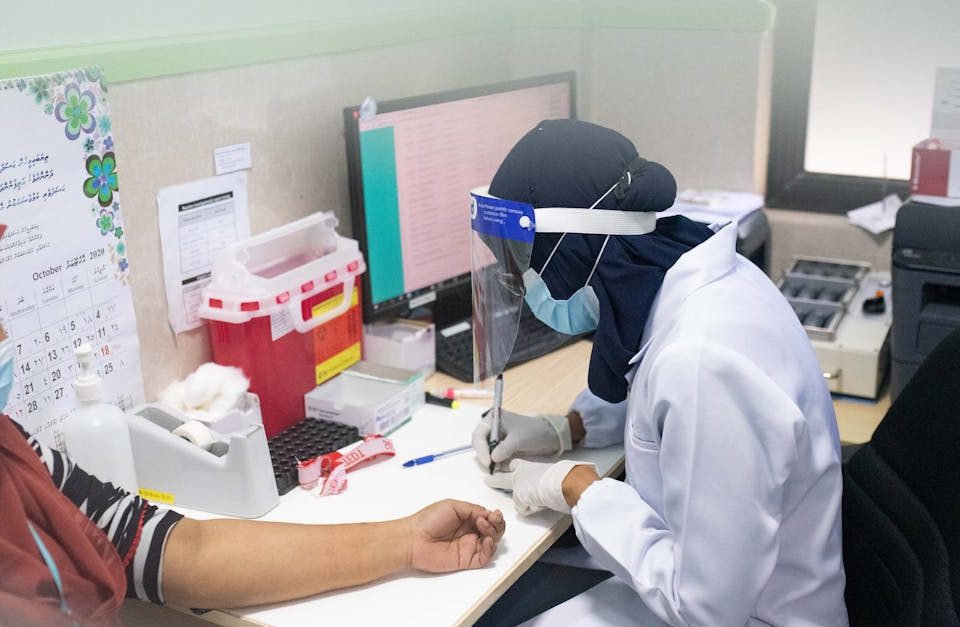 découvrez l'importance d'un diagnostic précis pour la santé. informez-vous sur les différentes méthodes de diagnostic, les technologies modernes et les enjeux liés à la détection précoce des maladies. assurez-vous d'obtenir les meilleurs conseils médicaux pour un suivi optimal.