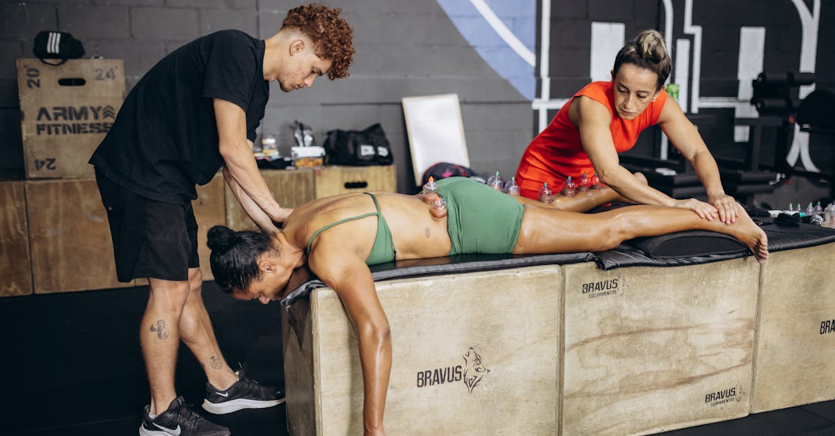 découvrez comment les ajustements posturaux peuvent améliorer votre bien-être. apprenez les techniques essentielles pour corriger votre posture, soulager les douleurs et optimiser votre santé au quotidien.