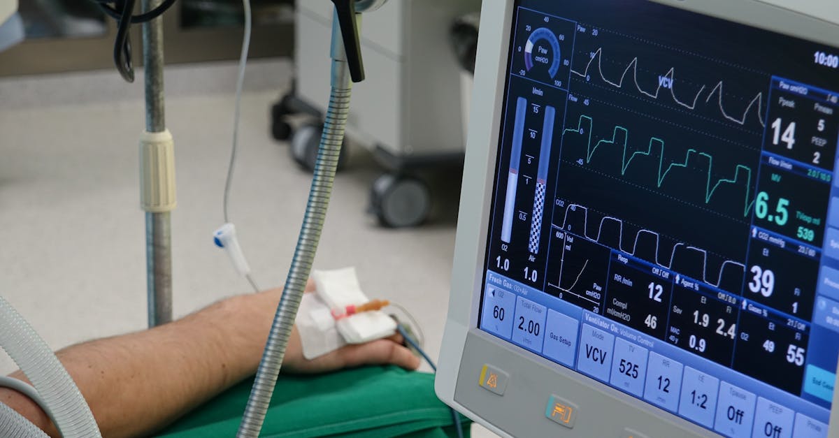 découvrez tout sur la sténose spinale, une condition médicale qui entraîne le rétrécissement du canal rachidien. apprenez ses symptômes, causes, traitements et conseils pour une meilleure gestion de cette pathologie.
