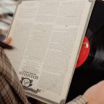 découvrez tout ce que vous devez savoir sur l'hernies discale : causes, symptômes, traitements et conseils de prévention pour un retour à une vie active et sans douleur.