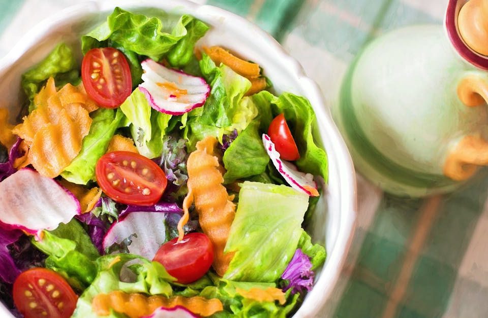 découvrez comment effectuer des ajustements alimentaires efficaces pour améliorer votre santé. apprenez à équilibrer vos repas, choisir des ingrédients nutritifs et adopter des habitudes alimentaires durables.