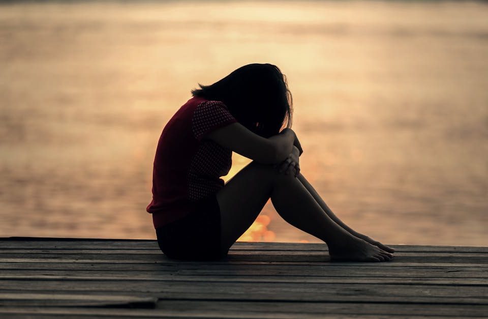 découvrez tout sur la douleur neuropathique, ses causes, symptômes et traitements. informez-vous sur les options de gestion pour soulager cette condition complexe et améliorer votre qualité de vie.